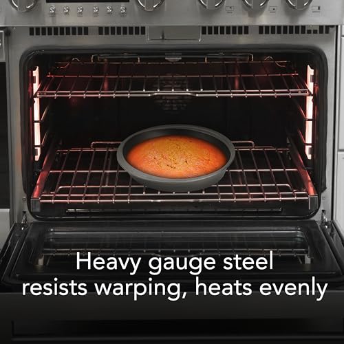 Bottom of GoodCook 4016 cake pan