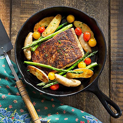 Simple Chef skillet handle detail