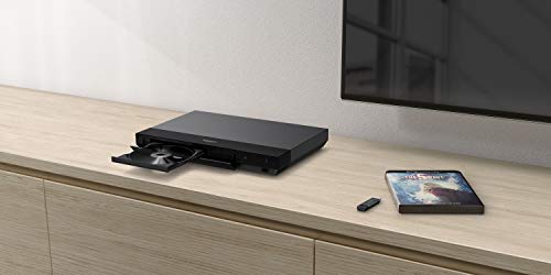 Sony UBP-X700U packaging