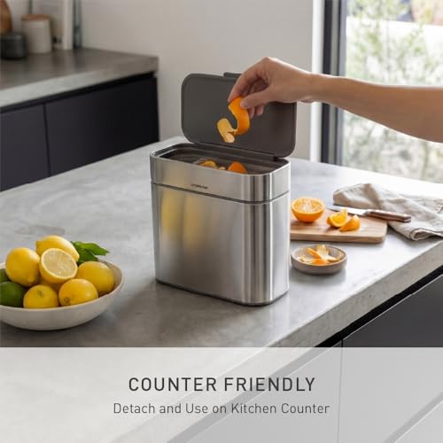 Soft-seal lid of the simplehuman caddy