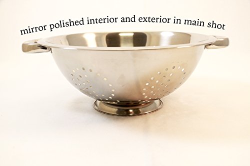 Self-draining base of EXCELSTEEL 5 Qt colander