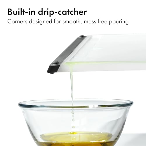 OXO cutting board set showing the non-slip corner feet