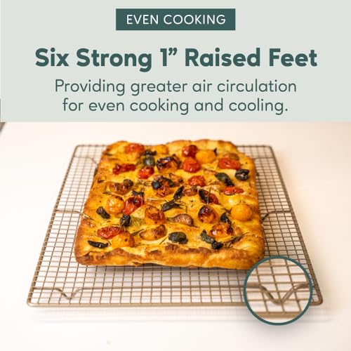 Top down view of the cooling rack surface