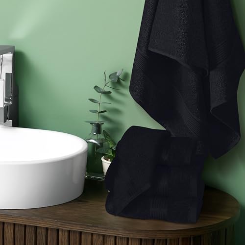 Detailed texture of black cotton washcloth