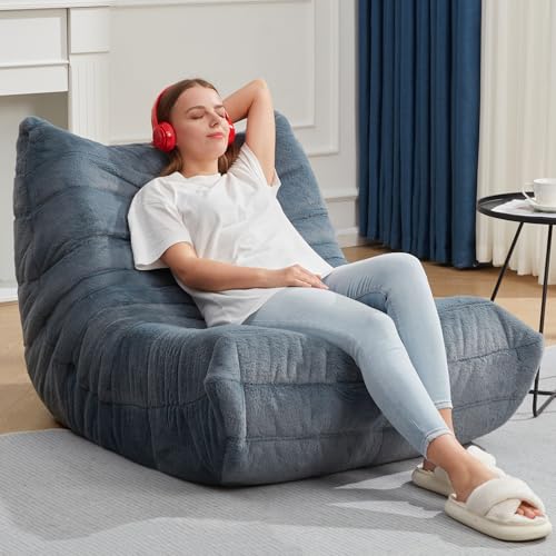 Microfiber leather texture on Hobestluk sofa