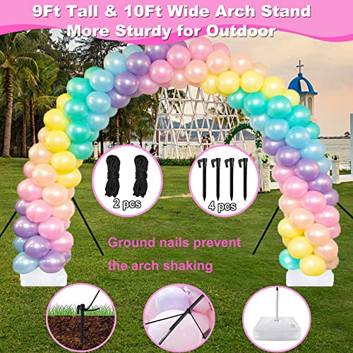 Close up of balloon clips and assembly accessories