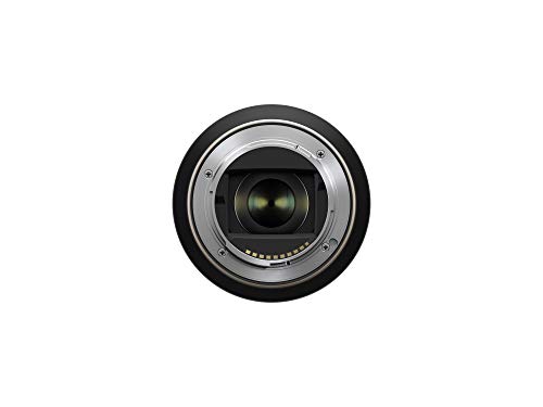 Tamron 17-70mm lens mount detail