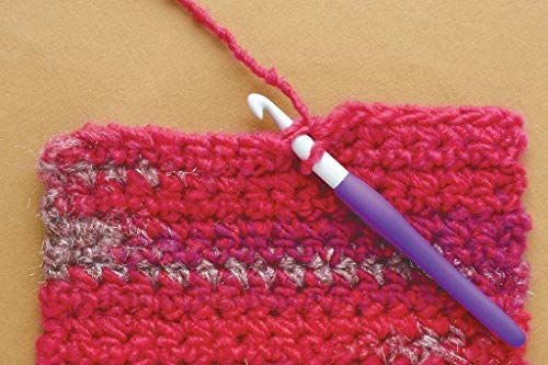 Clover crochet hook showing hook shape