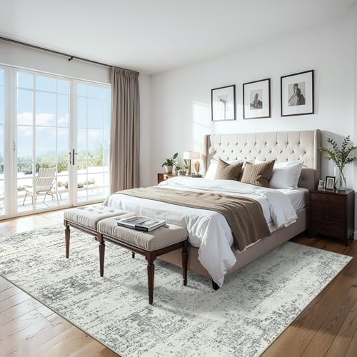 Soft low pile rug texture