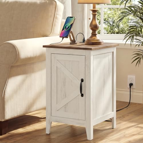 VASAGLE Side Table with Charging Station