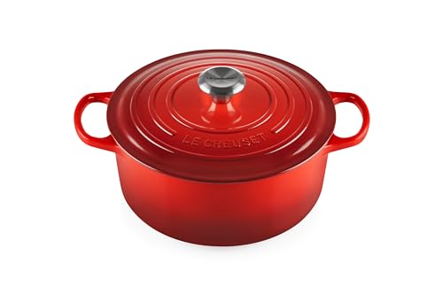 Le Creuset 5.5 qt. Dutch Oven in Cerise