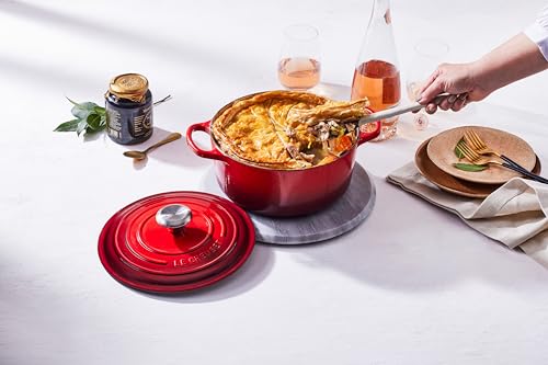 Base view of Le Creuset Dutch oven