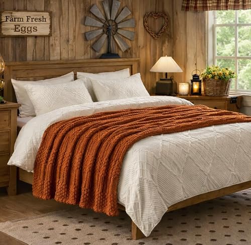 Rust colored Lussena blanket spread out