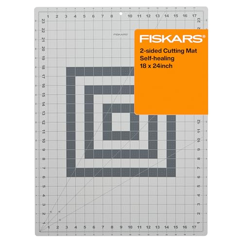 Fiskars 18x24 gray self healing cutting mat surface