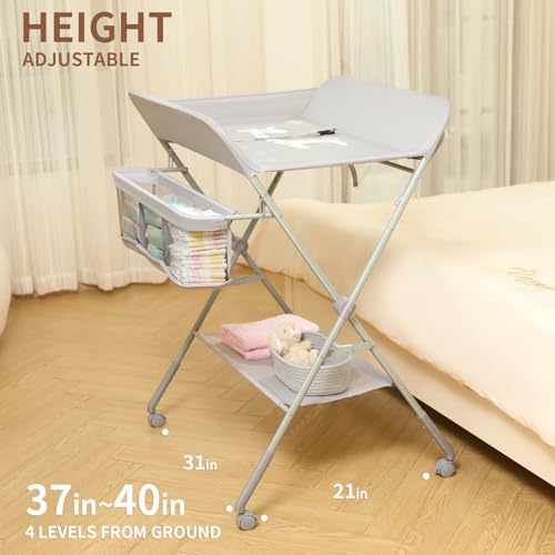 Locking wheels on the KARAOK baby furniture
