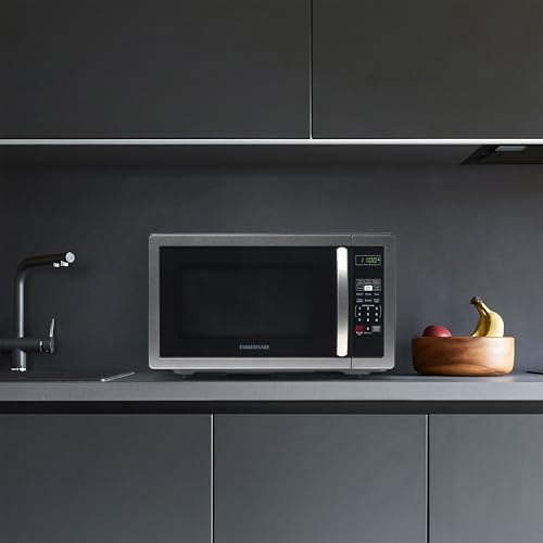 Back view of Farberware countertop microwave oven