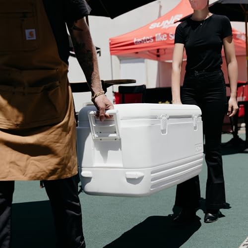 Igloo Polar 120 Qt. Cooler latch mechanism