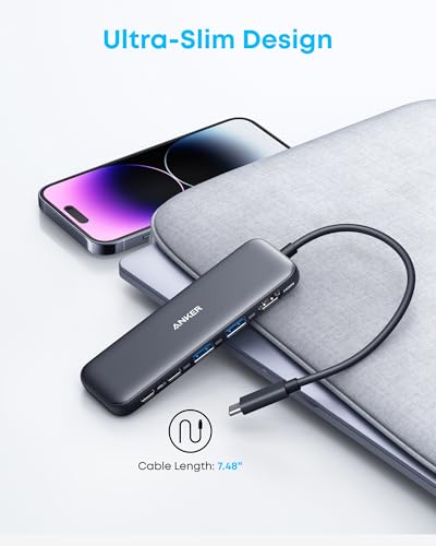 Compact design of Anker 332 5-in-1 hub
