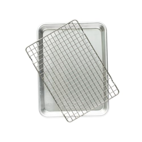 Nordic Ware Naturals Quarter Sheet with grid