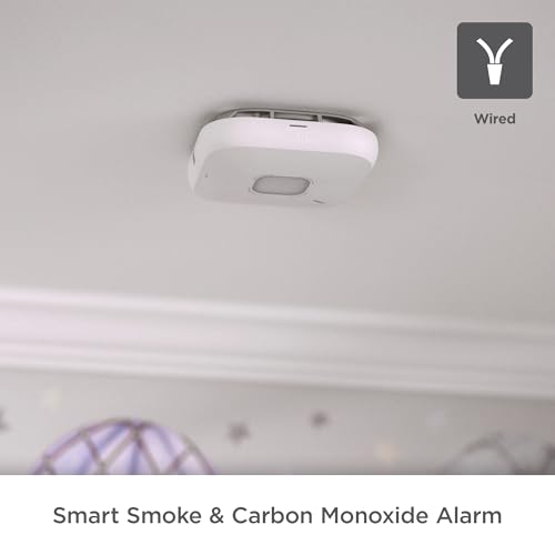 First Alert SC5 alarm with packaging components