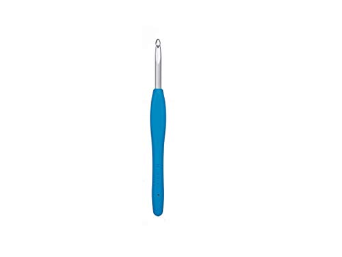 Close up of Clover 5.0mm Amour hook head