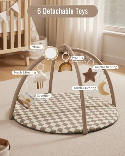Brown checkerboard baby play mat detail