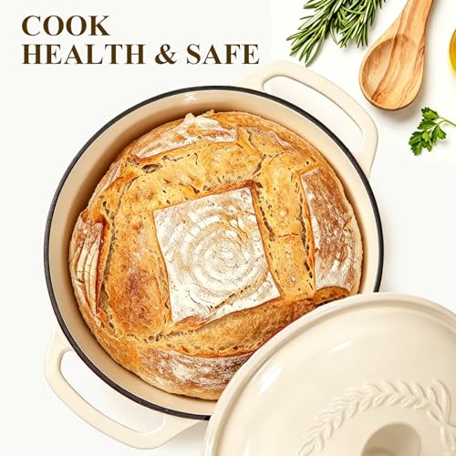 Side view of the 6QT cream white Dutch oven