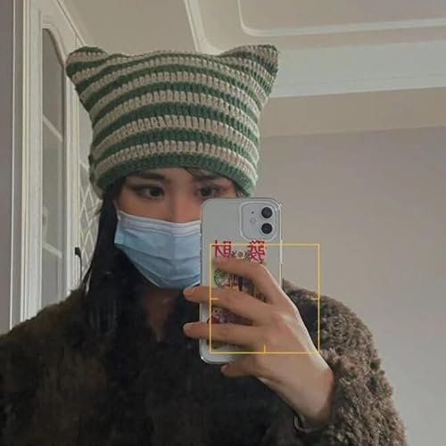 GGOOB slouchy beanie worn style