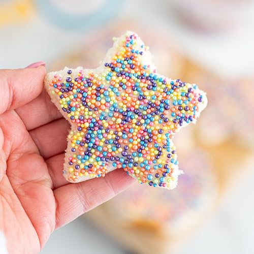 Wilton cookie cutter comfortable grip detail