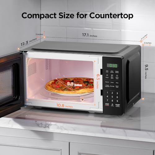 Rear view of the BLACK+DECKER EM7P01P7 microwave