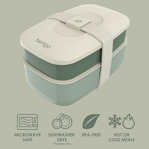Bentgo lunch box with included utensil set