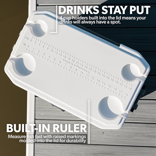 Igloo 54 Qt Marine Ultra Cooler handle close-up