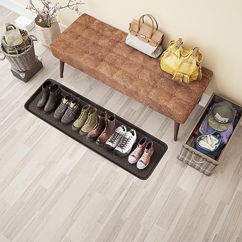 Perspective view of the long rectangular boot mat