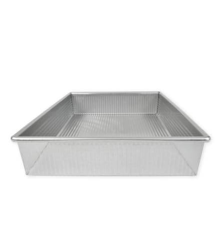 Close up of USA Pan corrugated surface