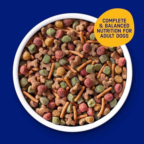 Nutritional information label on Kibbles 'n Bits 31 lb bag