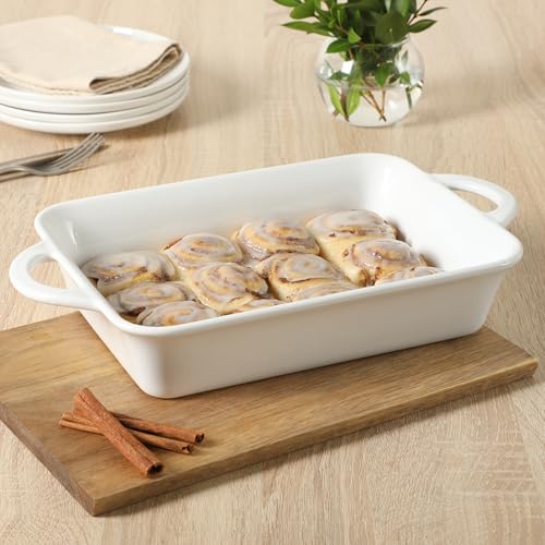 Side profile showing handles on Gibson Home baking dish