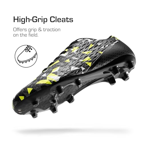 Soccer cleats outsole and traction pattern