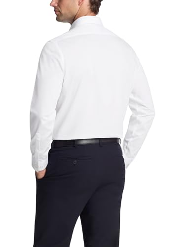 Rear view of the slim fit dress shirt fabric