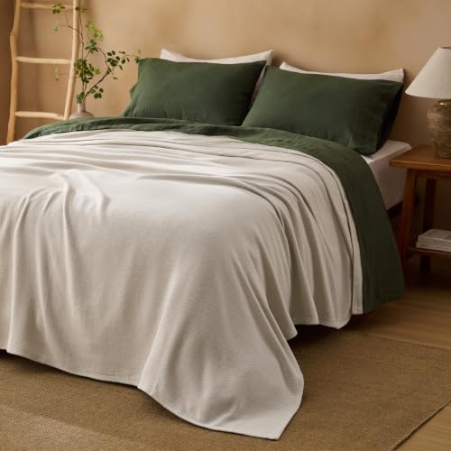 Lifestyle shot of Bedsure cotton blanket