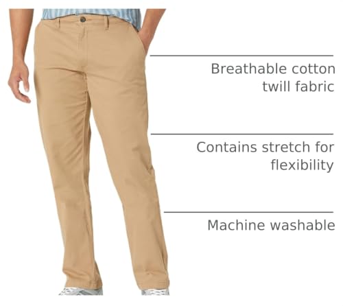 Men's chino pants with front and back pockets