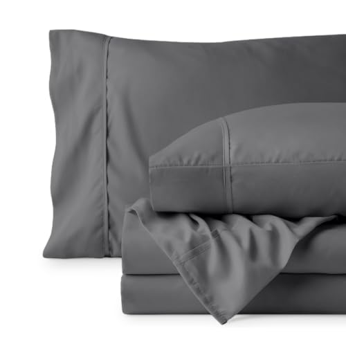 Folded sheet set showing color depth