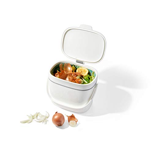 OXO kitchen composting bin top view