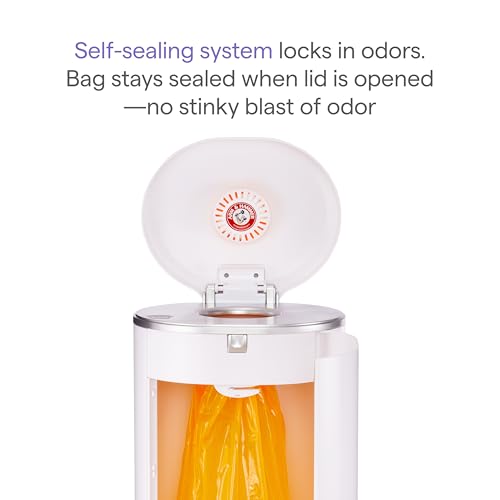 Interior of Munchkin STEP diaper container