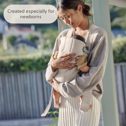 Side profile of the 3D jersey infant carrier