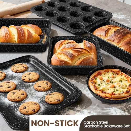 Carbon steel bakeware pieces from the Umite Chef set