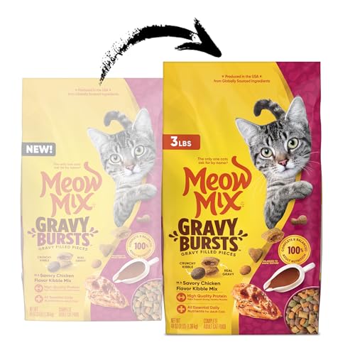 Close up of Meow Mix kibble texture