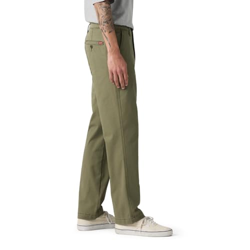Fabric detail and waist view of Levi's Men's XX Chino
