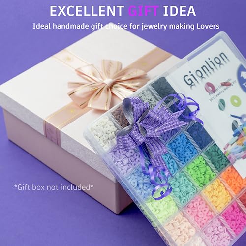 Finished friendship bracelets from Gionlion kit