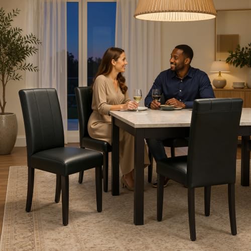 Cushioned seat of CHUN YI dining chair
