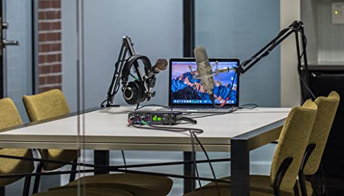 MOTU M2 output and headphone section